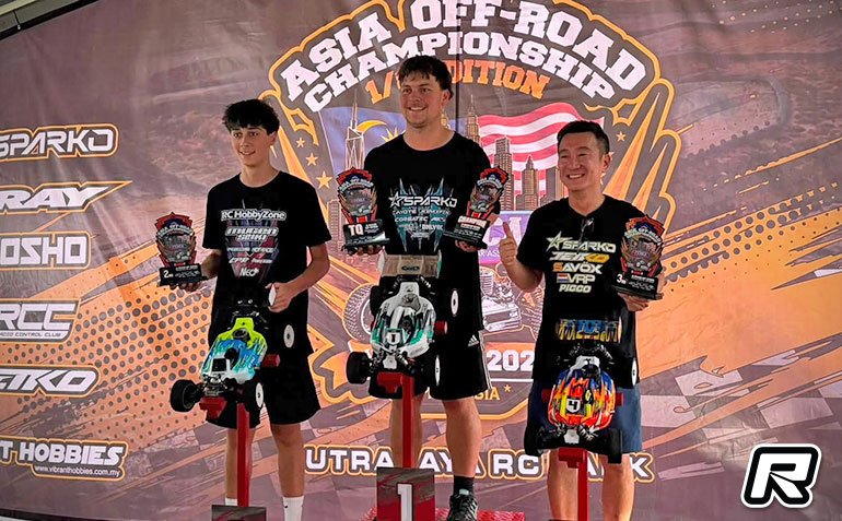 Edmunds se torna bicampeão asiático da FEMCA na Malásia