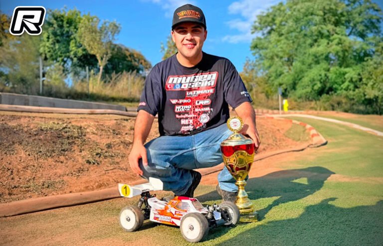 Berkan Kilic leva o título nacional de eBuggy alemão 1:8
