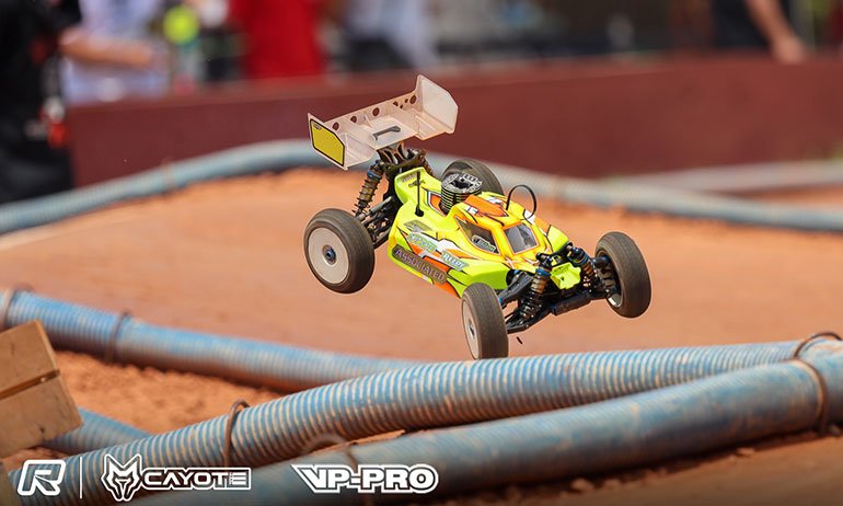 Bernadzik conquista o terceiro trimestre no Asian Buggy Champs